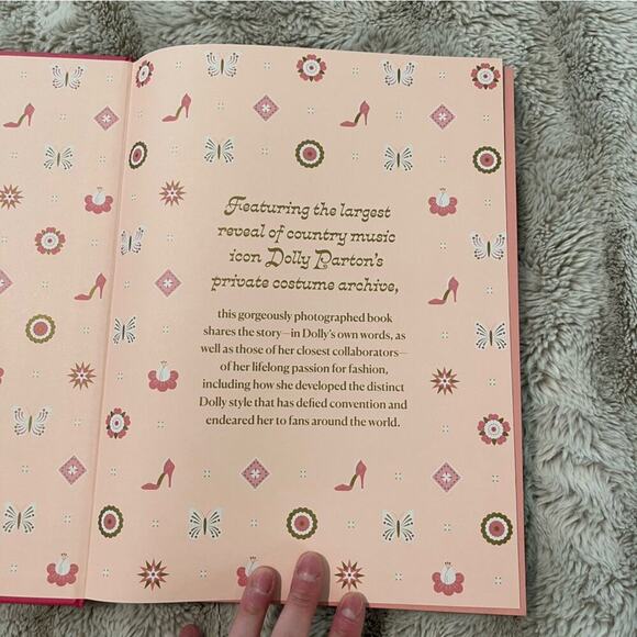 New Dolly Parton Behind the Seams Coffee Table Book - Picture 4 of 6